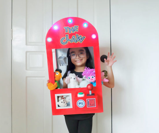 DIY Claw Machine Costume
